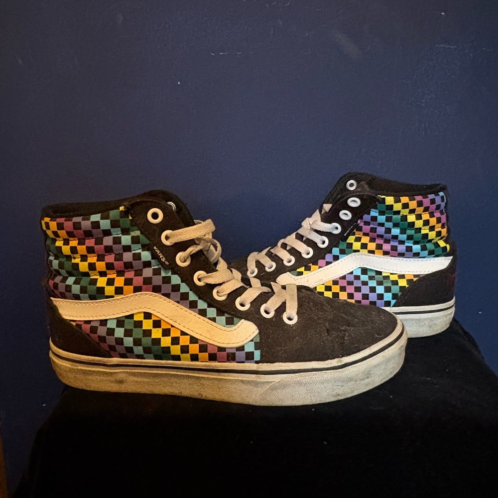 7.5 Vans Black and Multicolor High-Tops